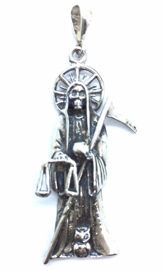 Santa muerte pendant sale silver