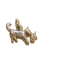 Mother and kitten charm pendant 14k yellow gold