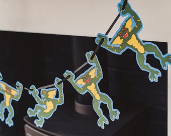 Christmas Horror Garland, Horror fan gift, paper garland,Halloween,1980s party, Cult Movie