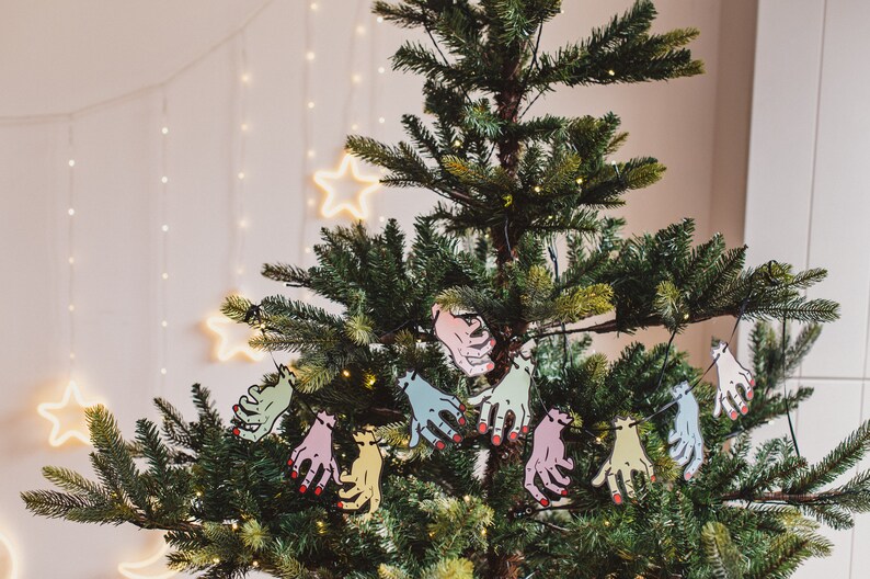 Severed hand garland Spooky Party Pastel Goth Horror Geek image 10