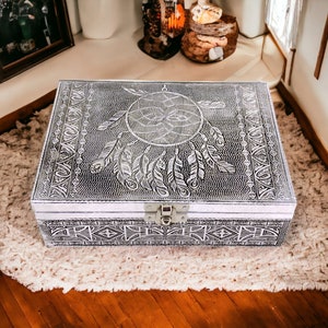 Silver-Clad Dreamcatcher Tribal Jewelry Box Keepsake Home Decor Crystal Storage Handmade