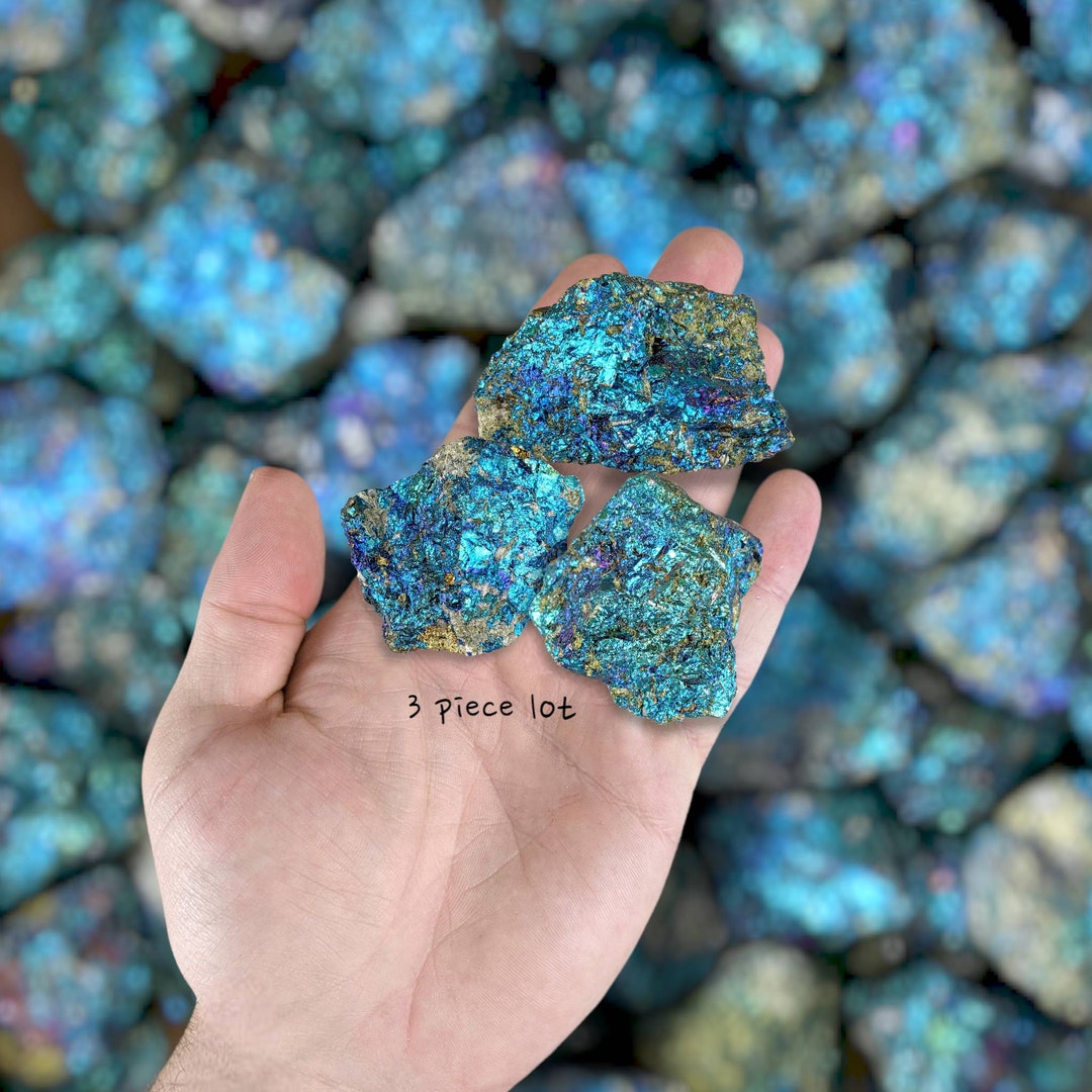 孔雀鉱石（3個）斑銅鉱 黄銅鉱 虹色の結晶 虹色石 岩石 展示用