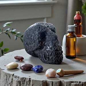Cráneo de lava negra de 5 cm: talla de piedra volcánica, cristal curativo, decoración gótica, don espiritual