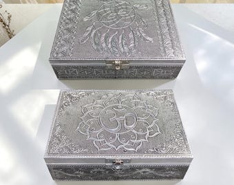 Silberne Erinnerungsbox • Traumfänger oder Lotus Om Design