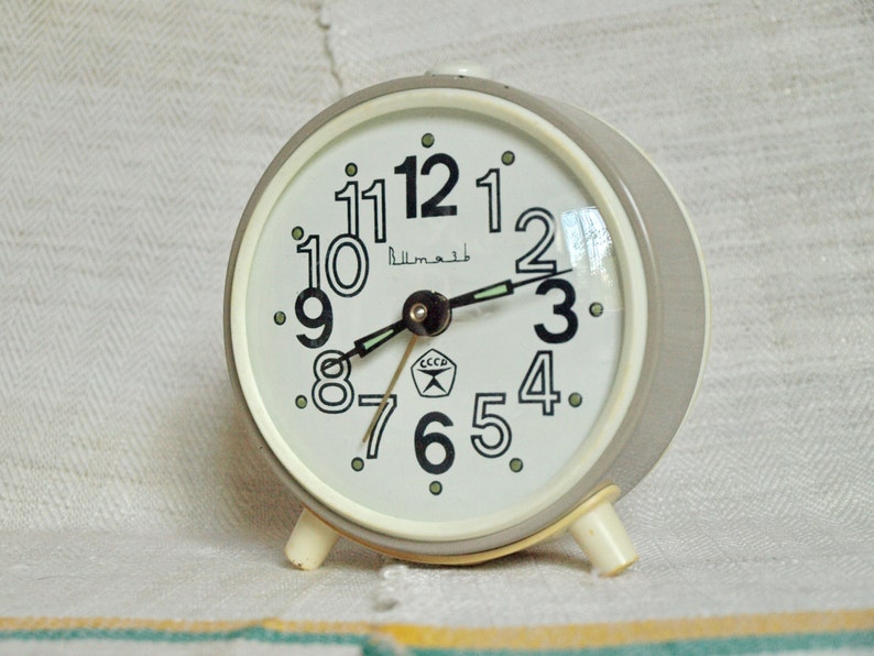 Wind up Alarm Clock Mechanical Desk Clock Loud Alarm Clock Etsy