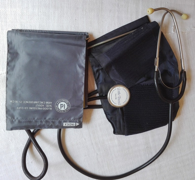 Manual Blood Pressure Cuffs Vintage Medical Equipment Etsy