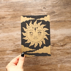 Handgemaakte linosnede ansichtkaart "The Sun" Artprint