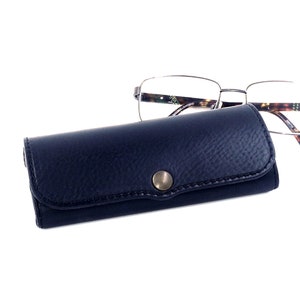 Étui à lunettes en cuir véritable, cadeau pour elle et lui, étui à lunettes fait main en cuir véritable, étui à lunettes de soleil rigide, étui à lunettes personnalisé