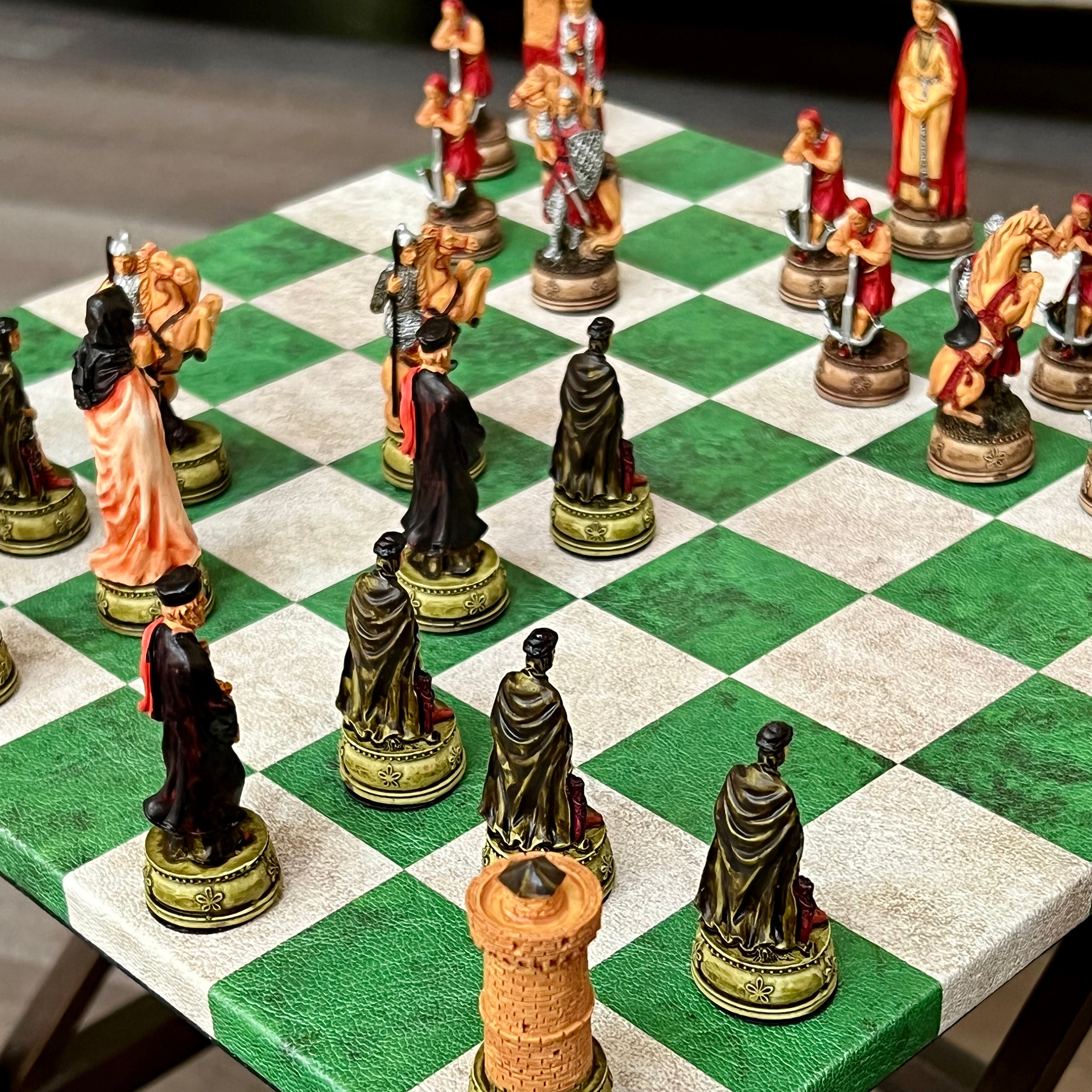 Handgemachtes Camelot Schach set mit Leder Holz Schachbrett