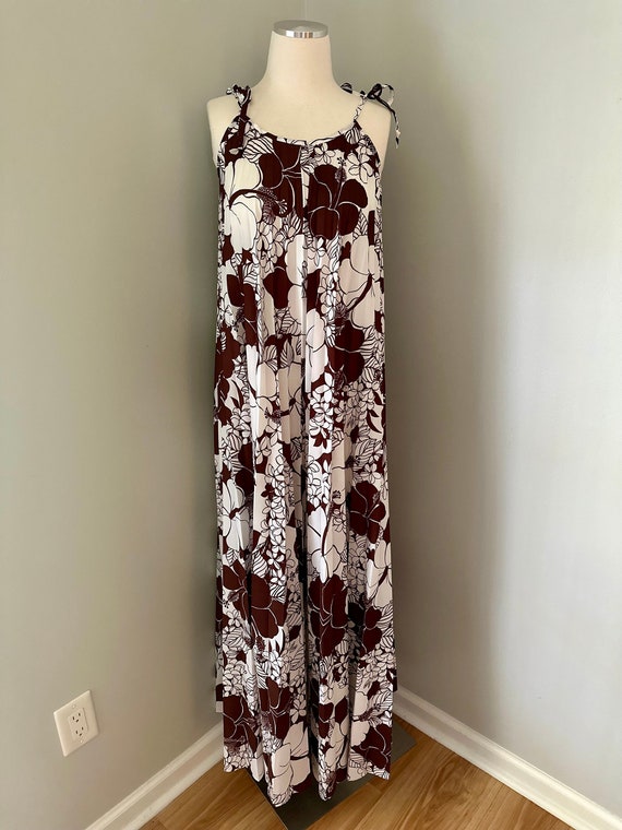 Vintage 60/70s Pomare Brown Hawaiian Maxi Dress