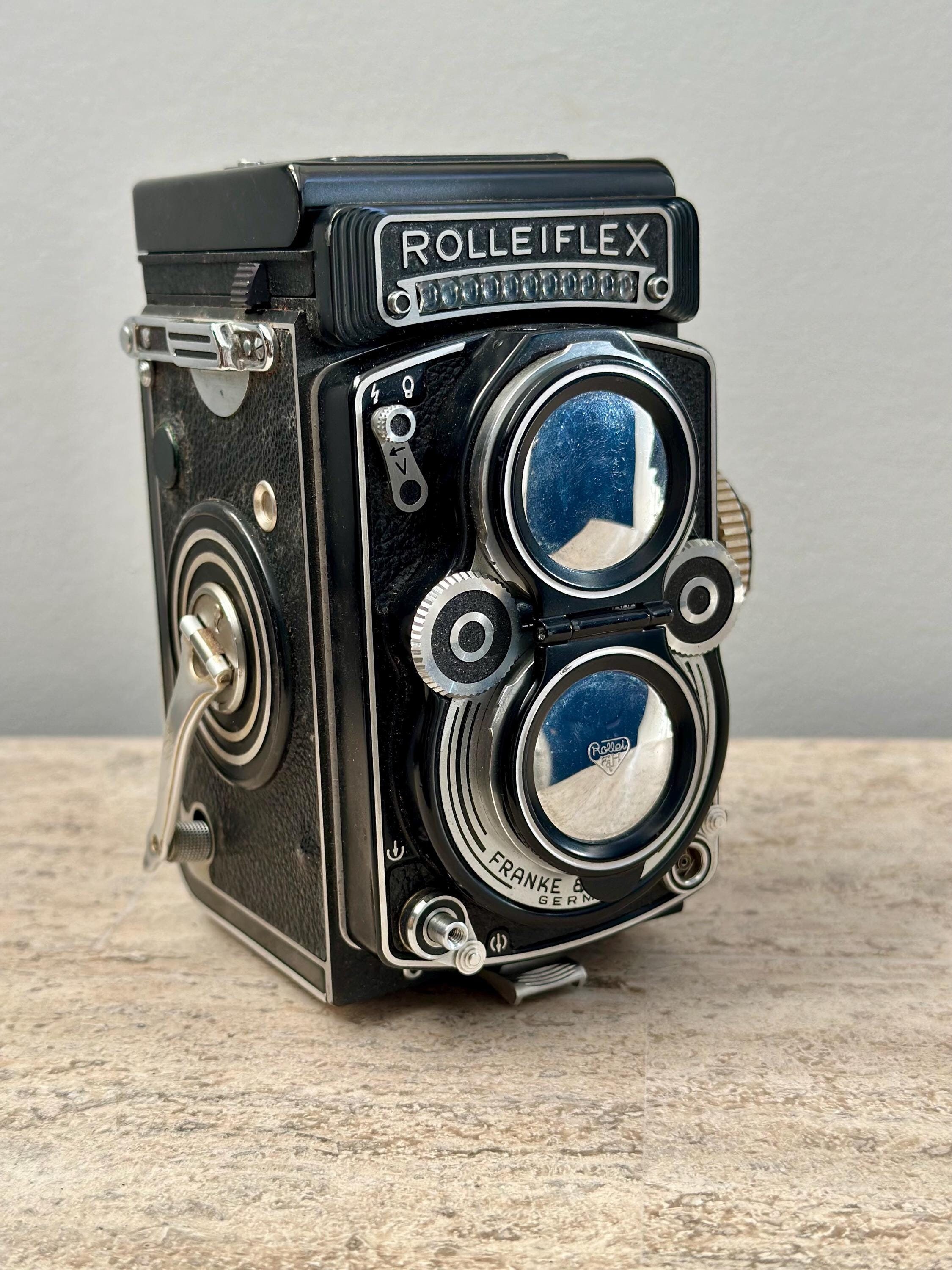 Appareil Photo Moyen Format Rollei Rolleiflex 3.5F Avec Objectif Schneider Xenotar 75mm F/3.5 - Occasion Bon état