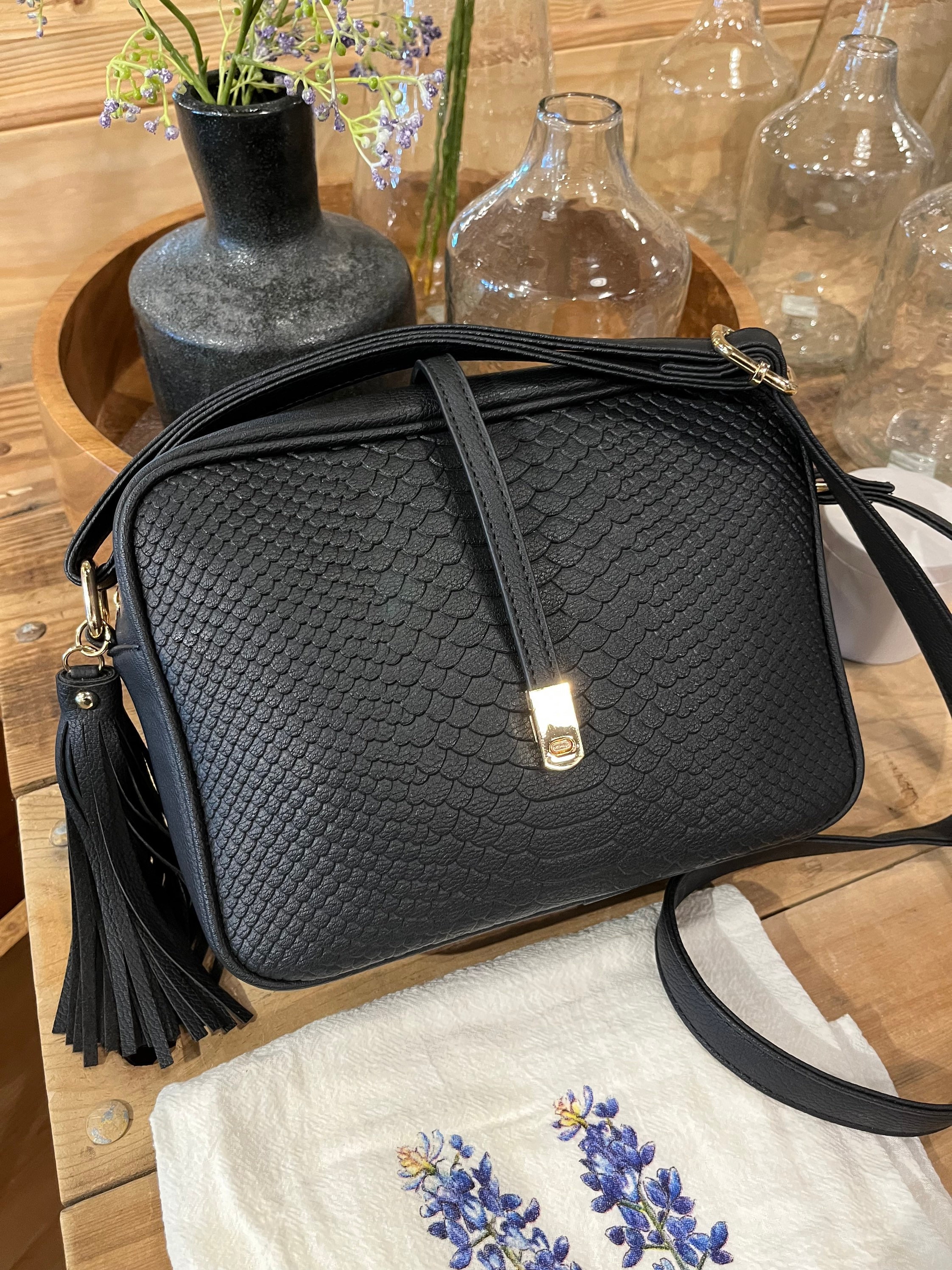 Realer hobo bag hot sale