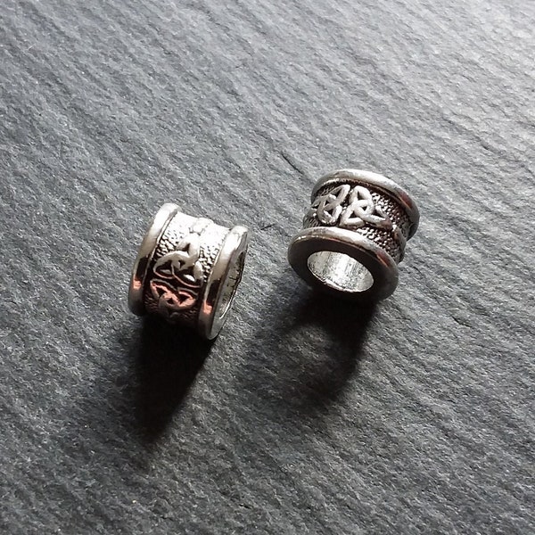 Perles noeuds celtiques, ton argent antique, breloque cylindrique design triquetra 11 x 8 mm. Grand trou de 6 mm