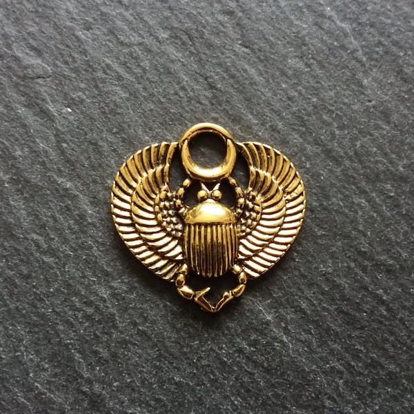 4 or 20 Egyptian Scarab Beatle Pendant or Charms Antique Gold Tone  27x26mm