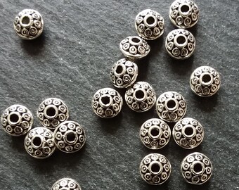 Nice 30pcs Tibetan Silver Spacers Beads Jewelry Findings 5X8mm Nice 30pcs Tibetan Silver Spacers Beads Jewelry Findings 5X8mm