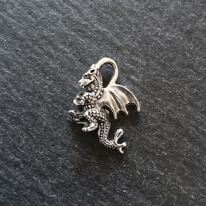 10 or 50 Winged Dragon 3D Charms Antique Silver Tone 21x14mm