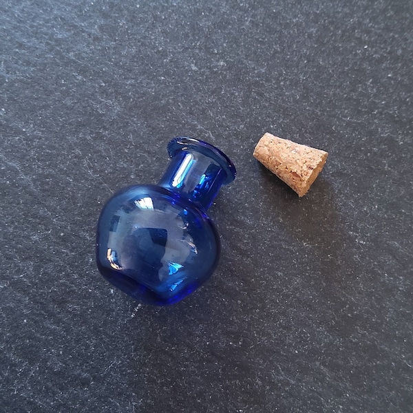 2 ou 10 petites bouteilles en verre bleu cobalt avec bouchon en liège taille 18x21mm