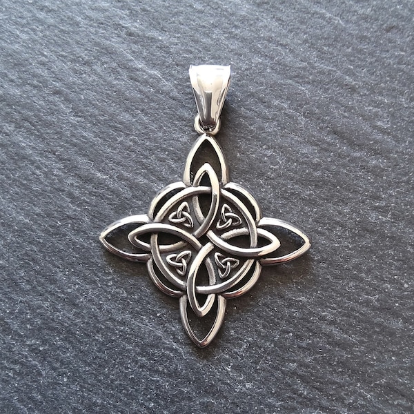 1 or 5 Stainless Steel Witches Knot Pendant 38x34x2.5mm