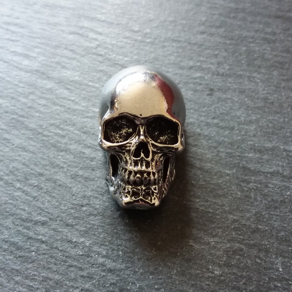 Skull Pendant Antique Silver Tone Metal Alloy 38x22.5mm Large 8mm Hole