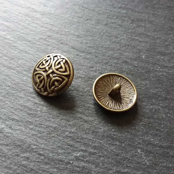 6 or 30 Celtic Knot Antique Bronze Metal Buttons 17mm (5/8") Fasteners