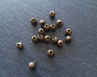 40 or 200 Little Antique Bronze Tone 6mm Brass Bells Bell Charms 9x6mm