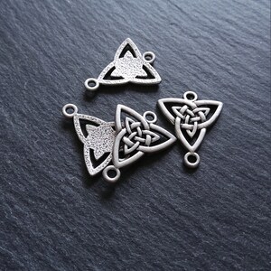 4 or 20 Celtic Knot Sterling Silver Plated Triangular Connector Charms 24.5x20mm Nickel FREE image 3