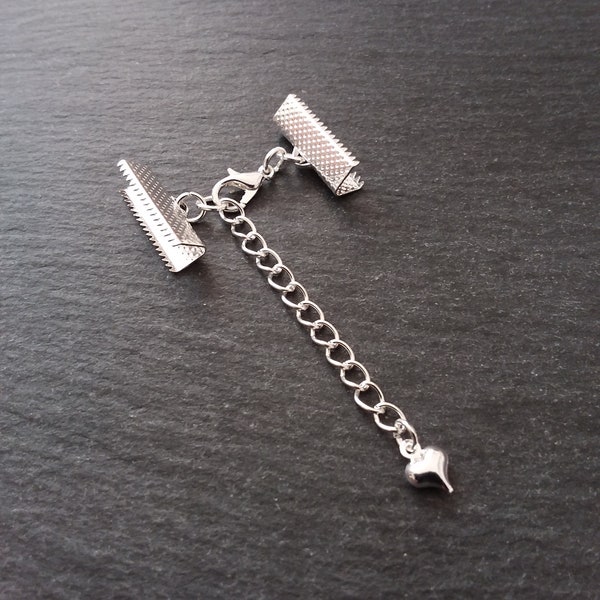 5 Silber überzogene Band Crimpen End Sets für 6mm, 8mm, 10mm, 13mm, 16mm, 20mm, 22mm oder 25mm breite Halsreifen mit HERZ Verlängerungskette