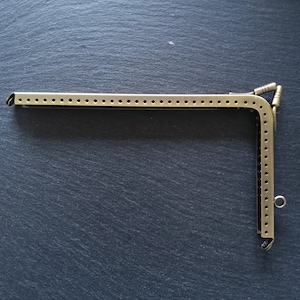 Antique Bronze 17.5cm L Shaped Metal Frame Kiss Clasp Rectangle For Purse or Bag (6 7/8 Inch)