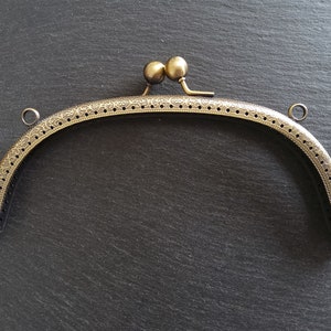 Patterned 20.5cm Bronze Bag or Purse Frame Kiss Clasp Arch Finding 20.5x10.5cm (8 inch)