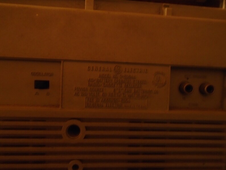 Vintage GE 3-5254A Cassette Recorder Boombox
