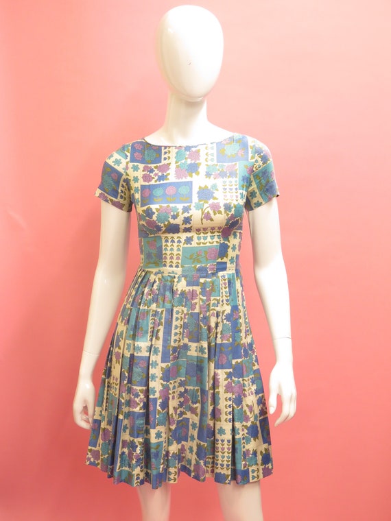 Vintage 1950's Teena Paige pastel blue purple flor