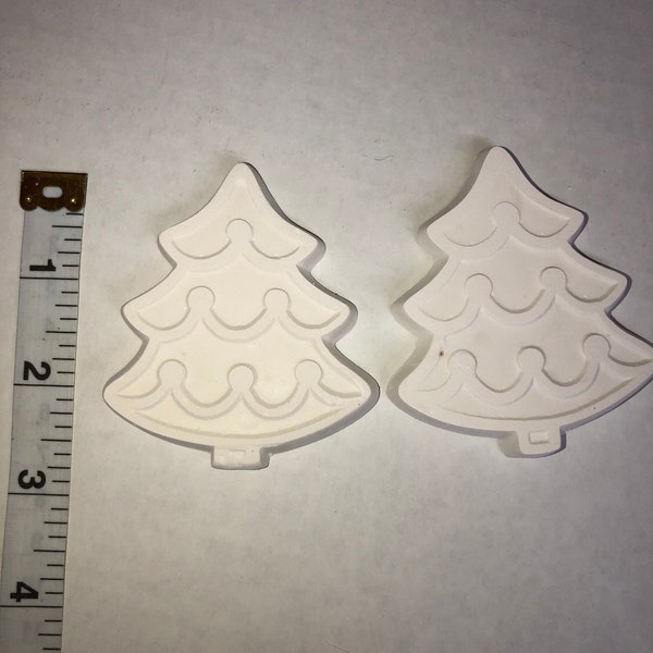 Ready to Paint Plaster Craft Chalkware    2  pieces Christmas Trees Holiday Theme   lightly sanded P00133