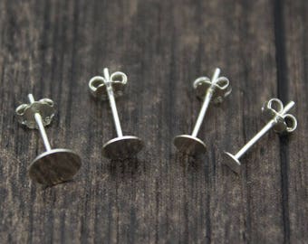 10 pares de postes de pendientes de plata esterlina con espalda plana, 2 mm / 3 mm / 4 mm / 5 mm / 6 mm para la selección, postes de pendientes de almohadilla plana, pernos para las orejas con tapones