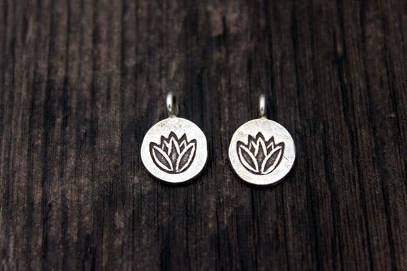 2 Karen hill tribe Sterling silver Lotus charm, OM charm, lotus flower charm,Lotus Flower Tag, om pendant, yoga charm, yoga jewelry