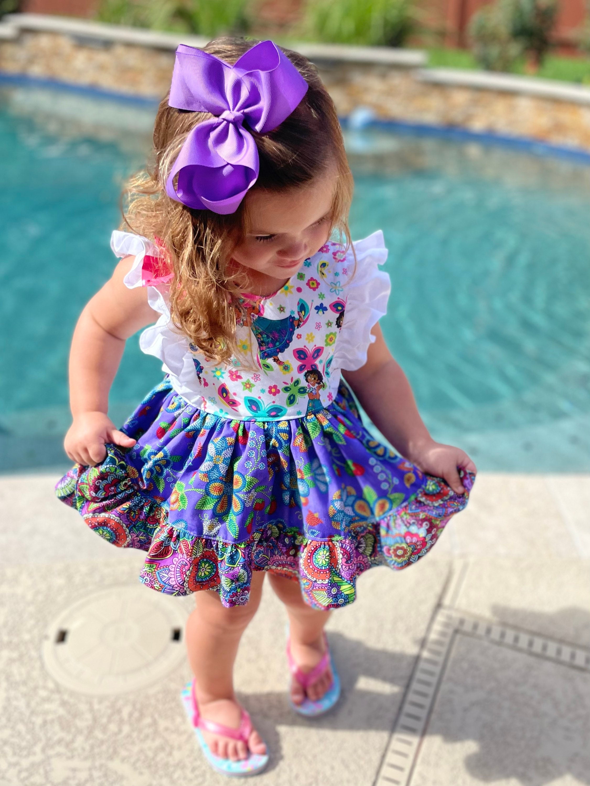 Robe Mirabel, costume de robe de bébé fille Encanto, robe de fille enfant  en bas âge, robe 3D Floral Puffy pleine longueur Mirabel, fête  d'anniversaire Madrigal -  Canada