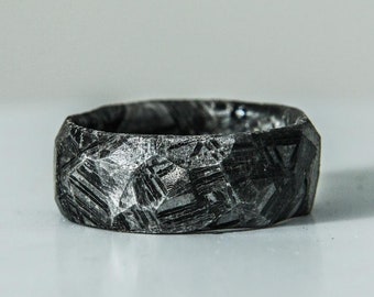 Obsidian Meteorit Ring, Herren Ehering, CarbonFaser Ring, Herren Verlobungsring, Obsidian Ring, Schwarzer Meteorit und Kohlefaser Ring