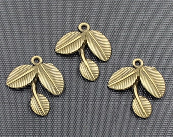 15pcs Leaf Charms Antique Bronze Tone 24x27mm - BH363