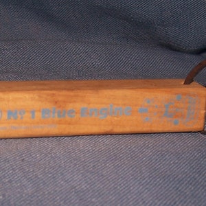 Thomas & Friends The Train Tank Engine Wooden WHISTLE - No. 1 Blue Engine