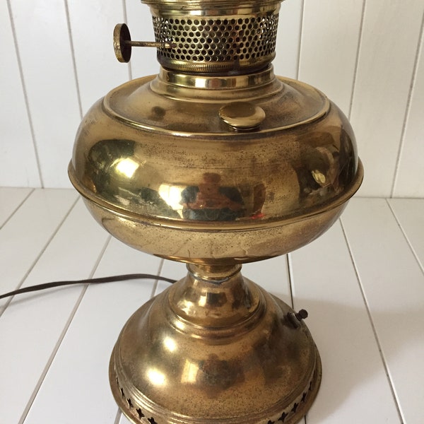 Vintage Converted Oil Lamp Base Selling For Parts Only, Parlor Lamp, Accent Lamp, Table Lamp, Vintage Lamp, Glass Globe Lamp