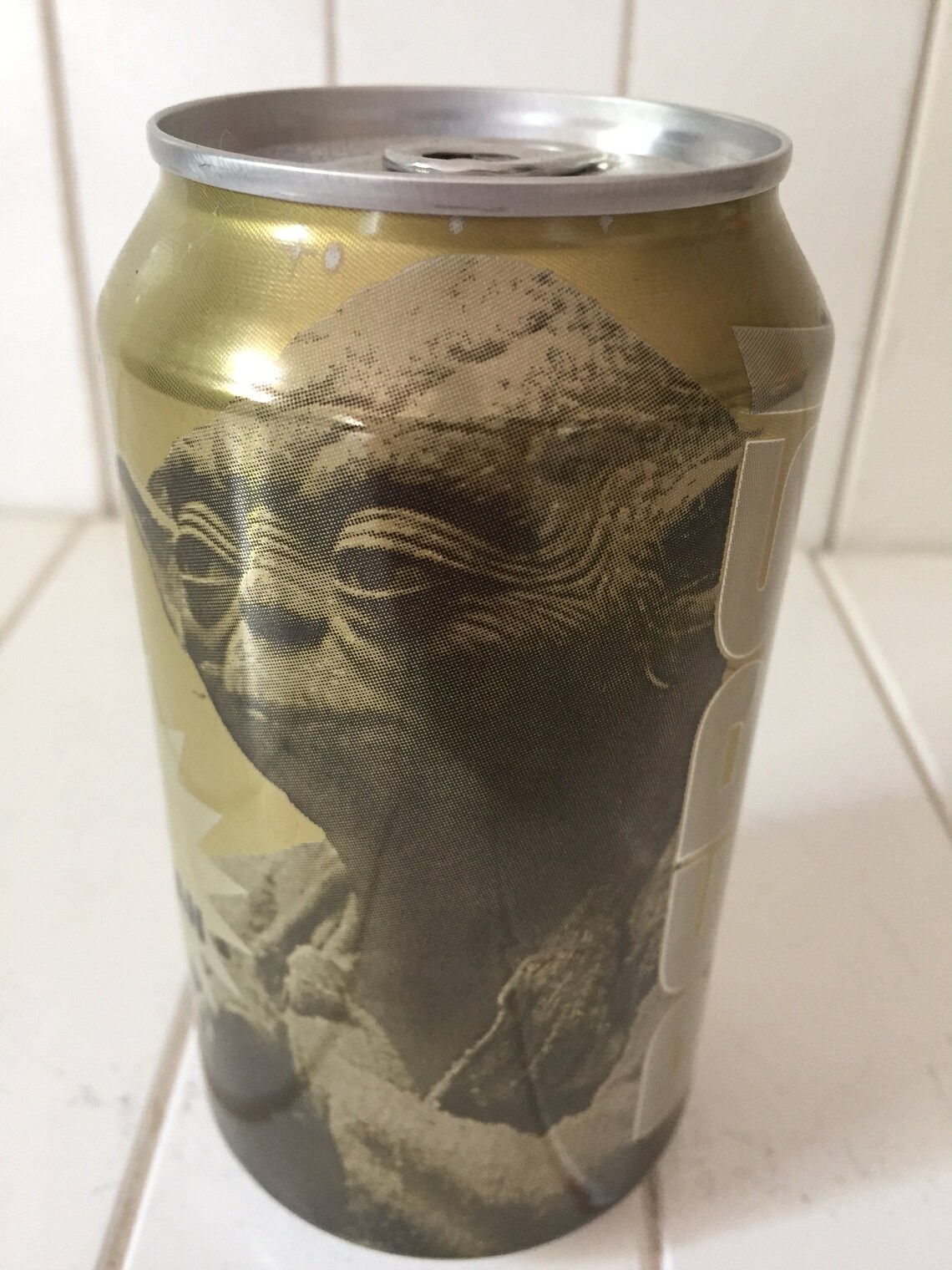 yoda pepsi can