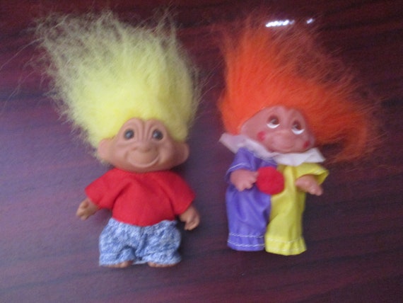 bride and groom troll dolls