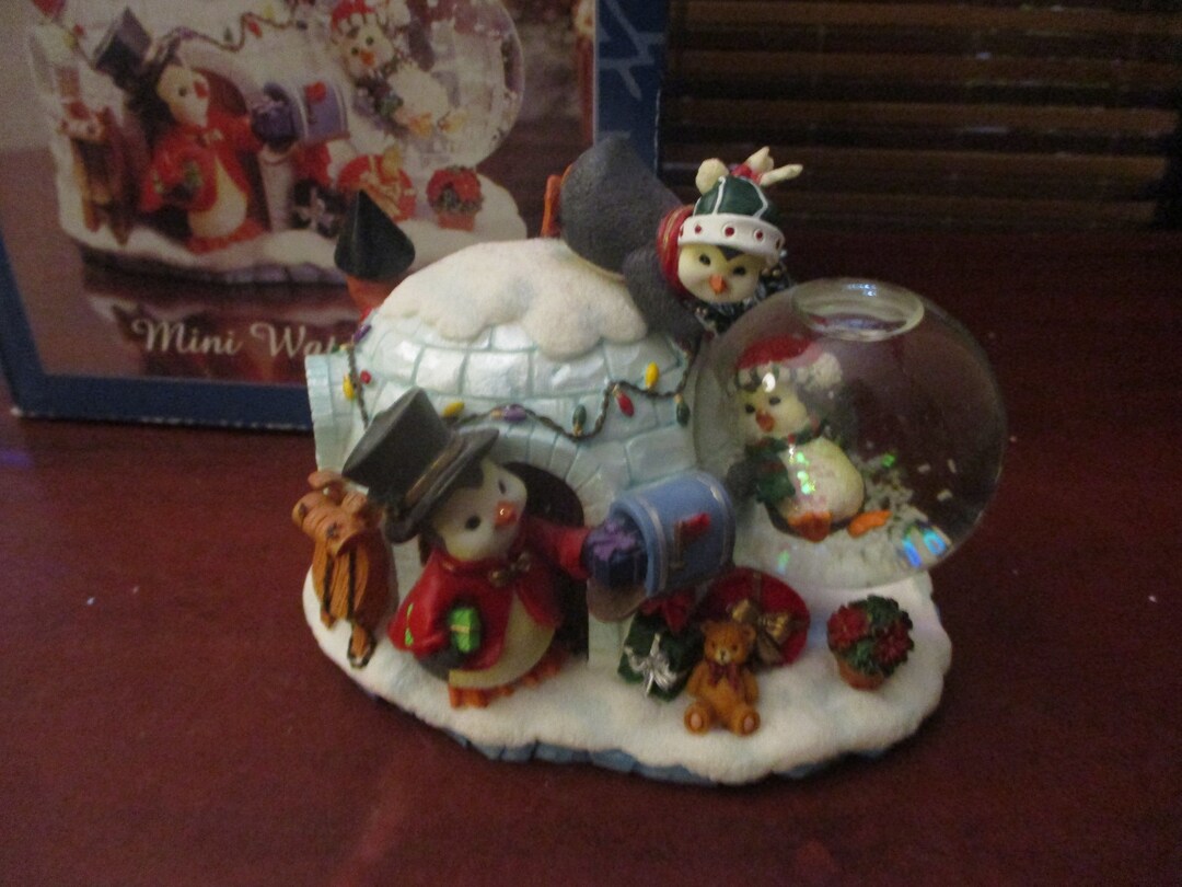 Penguin Igloo Christmas Scene Resin Snow Storm Shaker Ornament Etsy UK
