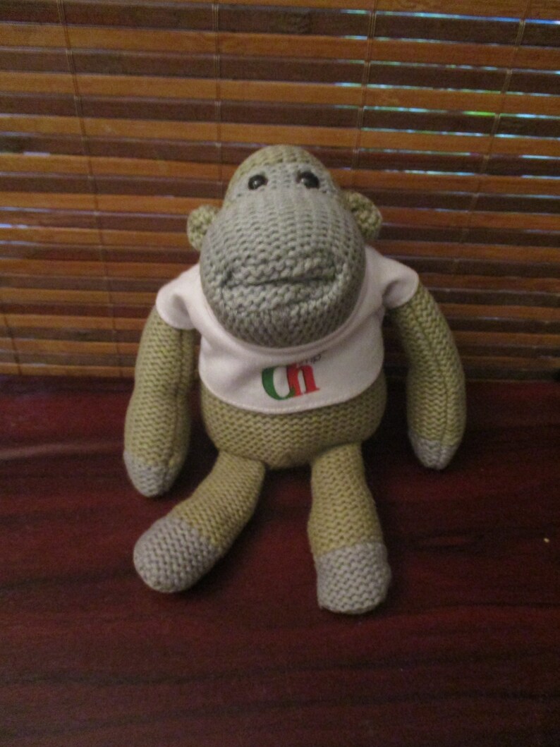 White T Shirt Pg Tips Hey Monkey Sidekick Soft Toy Monkey Tea Bags Promotional Monkey Beanie