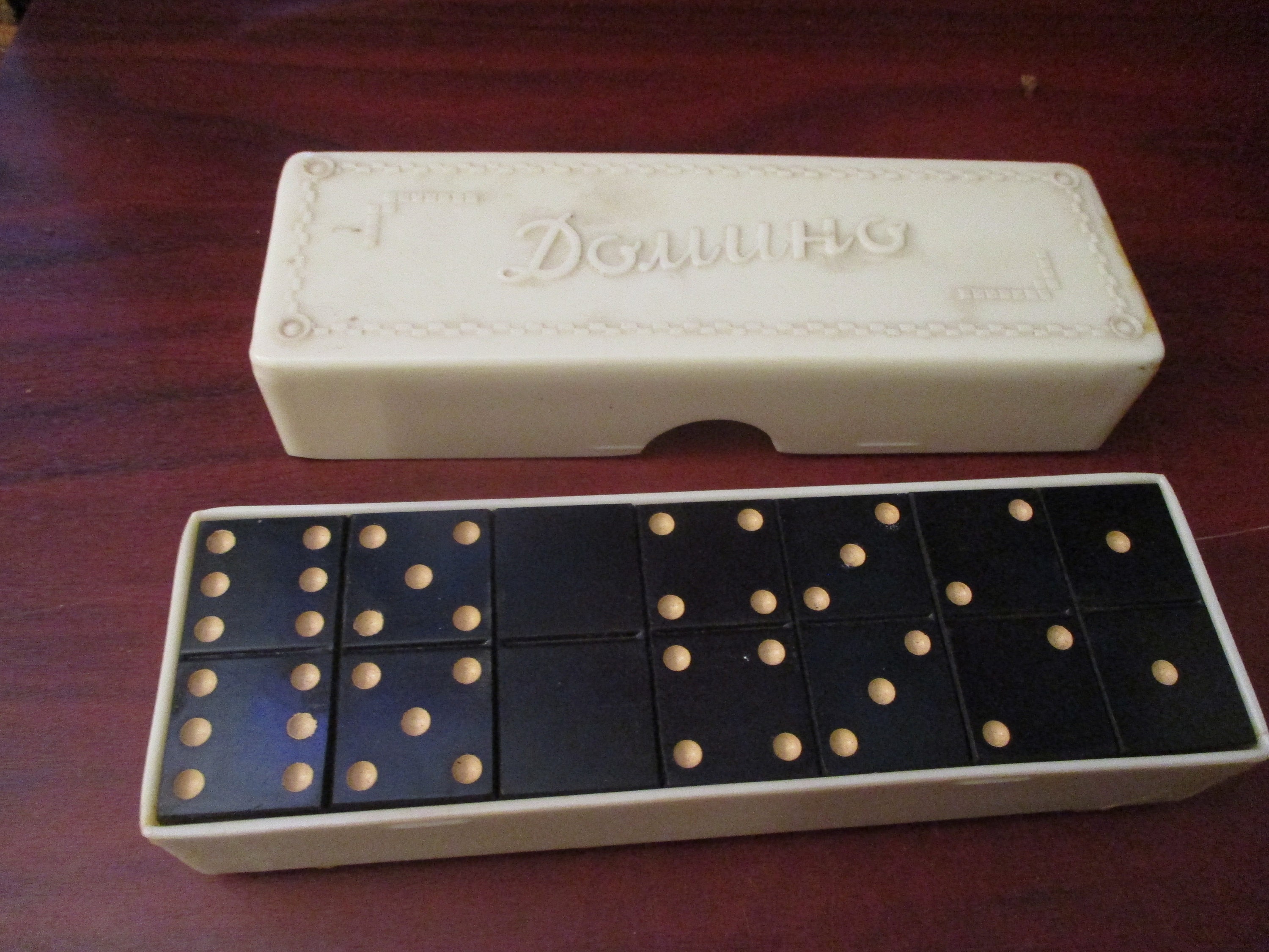 Vintage Set of Plastic Dominoes Dominos in white Plastic Box Etsy