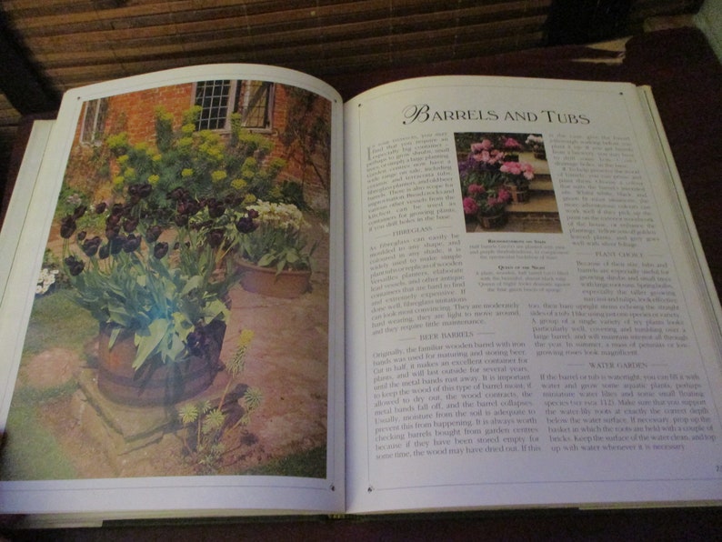 Container Gardening Book Hardback Book image 7