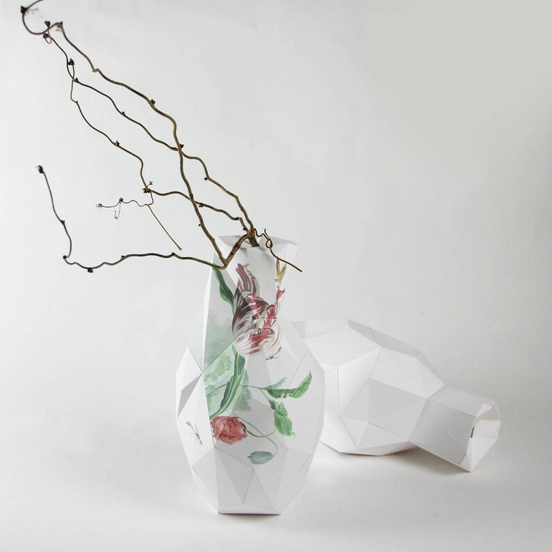 DIY Geometric Paper Vase Template final object 33cm Etsy