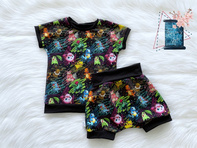 Harem style T-shirt Choose between 28 differents solids colors Short sleeve sweater.
