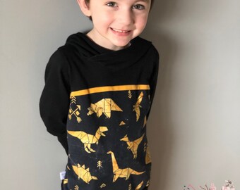 Agate model for children. Origami dinosaur design.