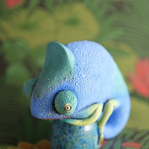 Camaleón cerámico de Blue Sky Clayworks