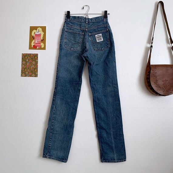 levis patch jeans